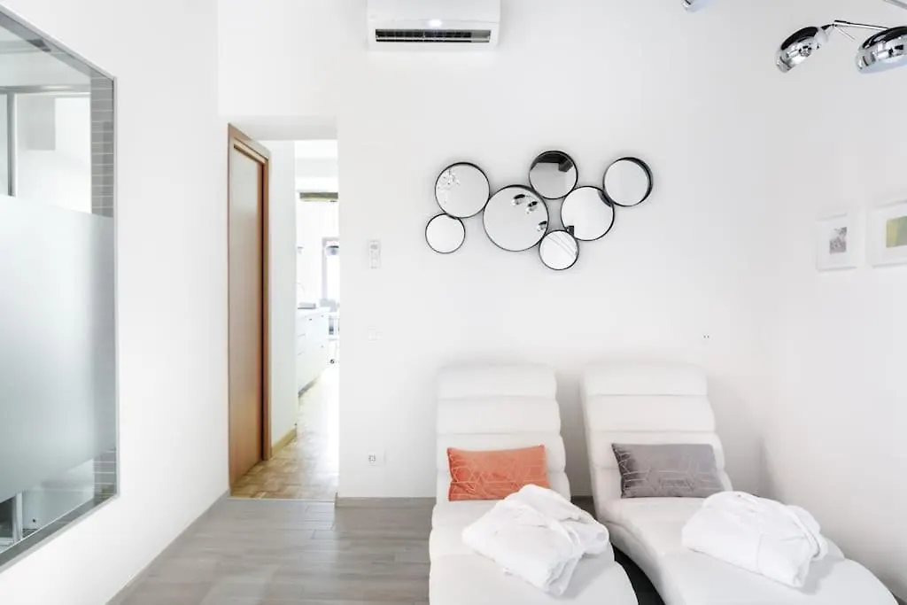 Apartment Girolamo'S Jacuzzi Place Rome Italy